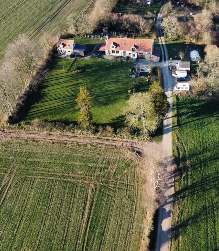 Sourdeval Ferme De Noyes B&B 외부 사진
